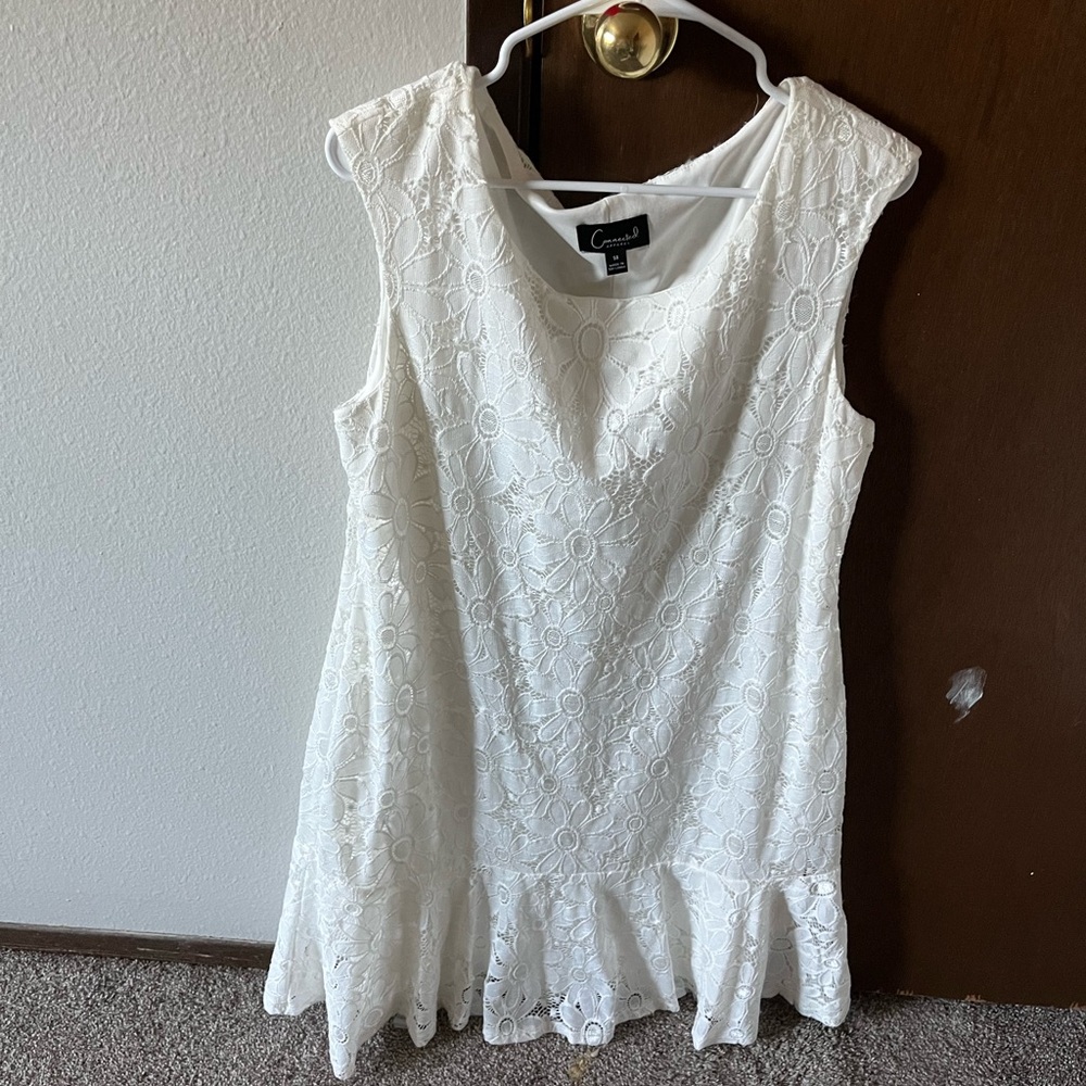 Connected Appeal Woman’s Dress